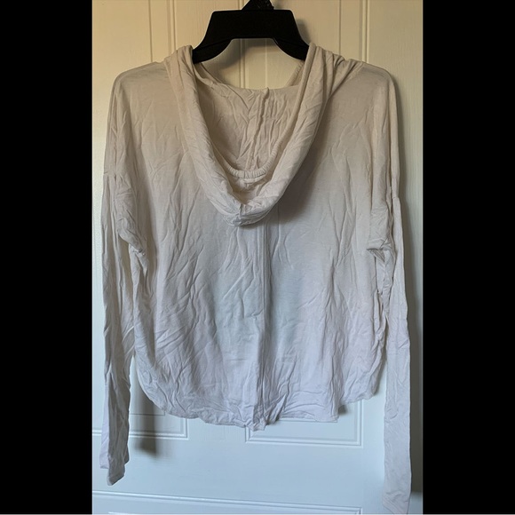 Cropped American Eagle Hoodie - Picture 2 of 3